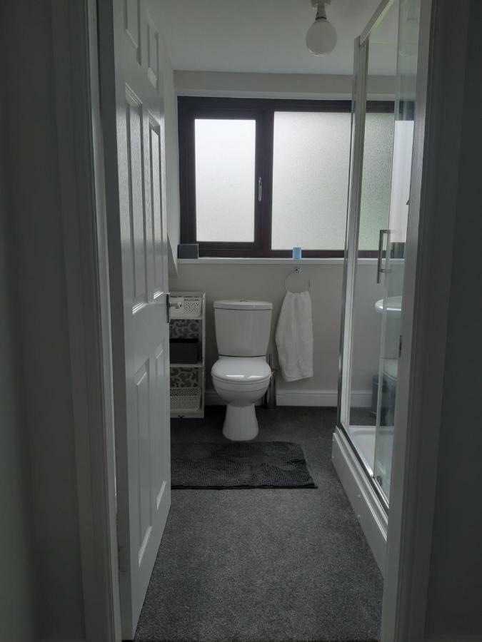 Sunny Lynn Villa Oldham Exterior photo